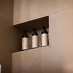 Park Mansion 3*