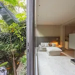 Park Mansion 3*
