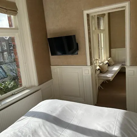 Park Mansion 3*