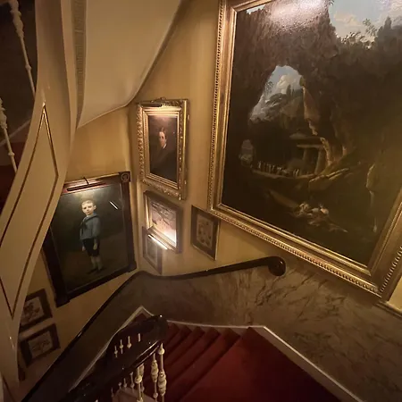 Park Mansion فندق 3*