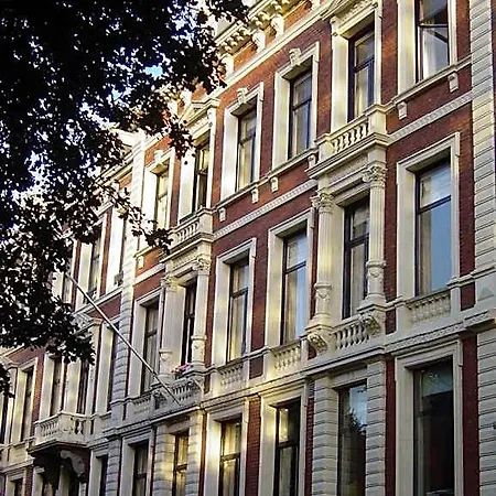 Park Mansion Hotel