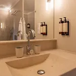 Park Mansion 3*