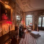 מלון Park Mansion 3*