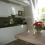 Park Mansion מלון 3*