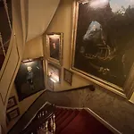 Park Mansion מלון 3*